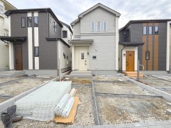 2025年11月上旬完成予定