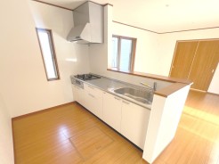 対面式オープンシステムキッチン