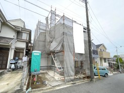 2026年3月完成予定