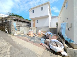 【現地外観(1号棟)】