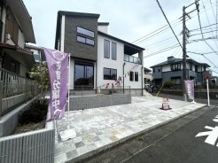 堂々・完成致しました！！
