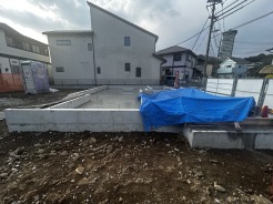 南東・北東公道　角地につき日当たり良好
※2026年6月上旬完成予定