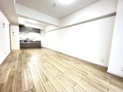 約12.8帖リビング