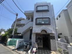 横浜市金沢区寺前２丁目