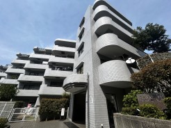 横浜市金沢区六浦東１丁目