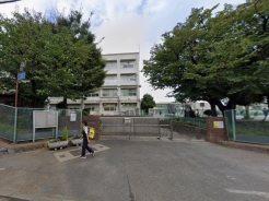 横浜市港北区綱島東５丁目