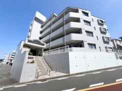 横浜市金沢区六浦東１丁目