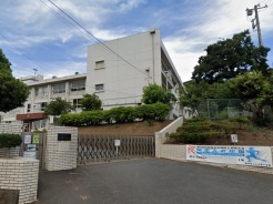 横須賀市公郷町２丁目