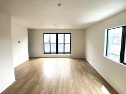 足立区本木南町