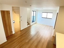 足立区伊興１丁目