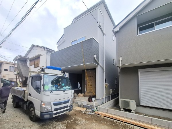 千葉市中央区椿森３丁目２４－１期　新築戸建 全３棟