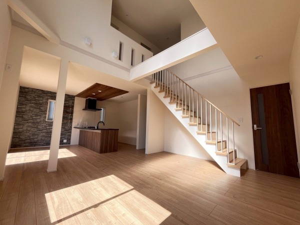 金沢区高舟台1丁目　新築戸建