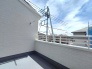 ２Ｆホールからも出入り可能な広々バルコニー