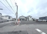 北側 約6.0ｍ 市道
西側 約8.0ｍ 市道