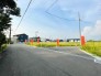 南西側 約6.0ｍ 公道
南東側 約5.5ｍ 開発道路