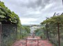 北西側 約8.0ｍ 公道沿いには生活動線として利用できる階段小道があります。