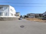 接道状況：北西側約6ｍ公道/南東側約6ｍ公道