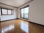 洋室6.75帖
