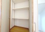 2階廊下収納