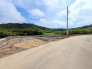 【前面道路を含む現地外観(2号棟)】