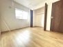 ２面採光の5.25帖洋室