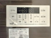 【給湯器リモコン】