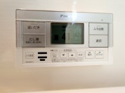 【給湯器リモコン】