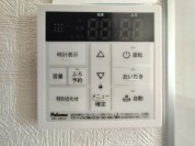 【給湯器操作パネル】