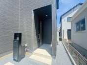 【宅配ボックス付き機能門柱】