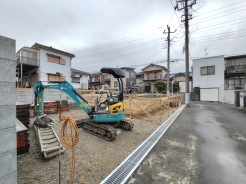 東側 約4.0m 公道