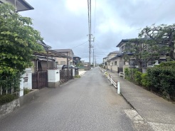南東側 約5.9~6.0m 公道