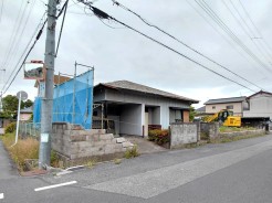 建築条件なし売地
素地渡し