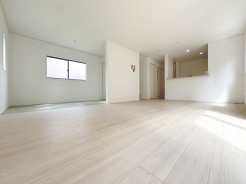 龍ケ崎市城ノ内3丁目