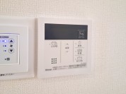 【給湯器リモコン】