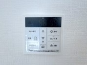 【給湯器リモコン】