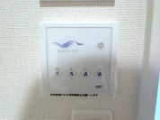 【ダクトレス熱交換換気システム】