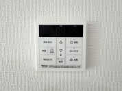 【給湯器リモコン】