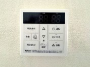 【給湯器リモコン】