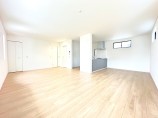 新築一戸建て