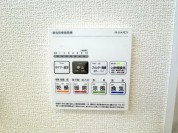 【浴室暖房乾燥機】