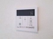 【給湯器リモコン】