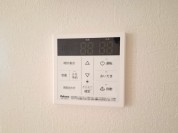 【給湯器リモコン】