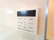 【給湯器リモコン】