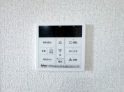 【給湯器リモコン】