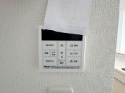 【給湯器リモコン】