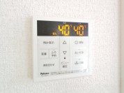 【給湯器リモコン】