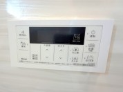 【給湯器リモコン】