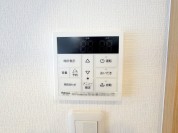 【給湯器リモコン】
