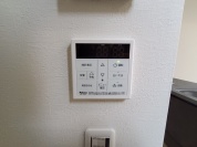 【給湯器リモコン】