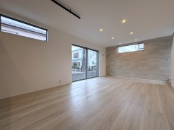 柏市南逆井1丁目